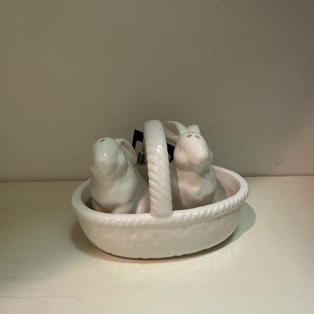 White Ceramic Bunny Salt and Pepper Shakers in Basket